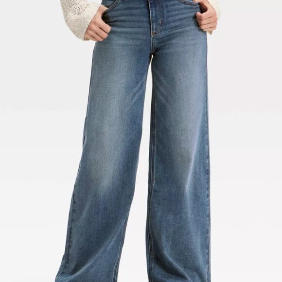 Women's High-Rise Wide Leg Jeans - Universal Thread™ Vintage Medium Wash 6 - Picture 3 of 4